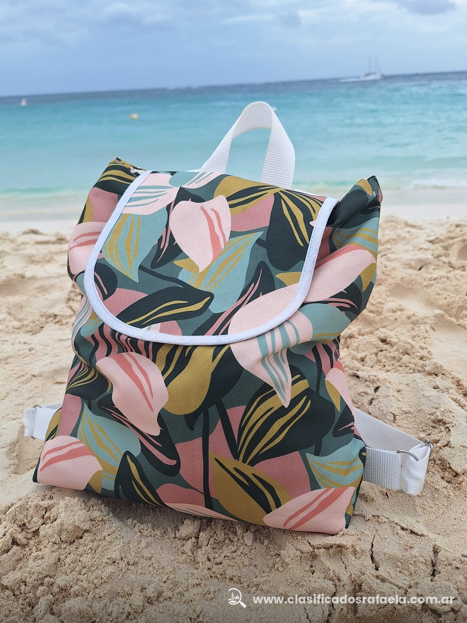 Foto 4 de Mochilas🎒