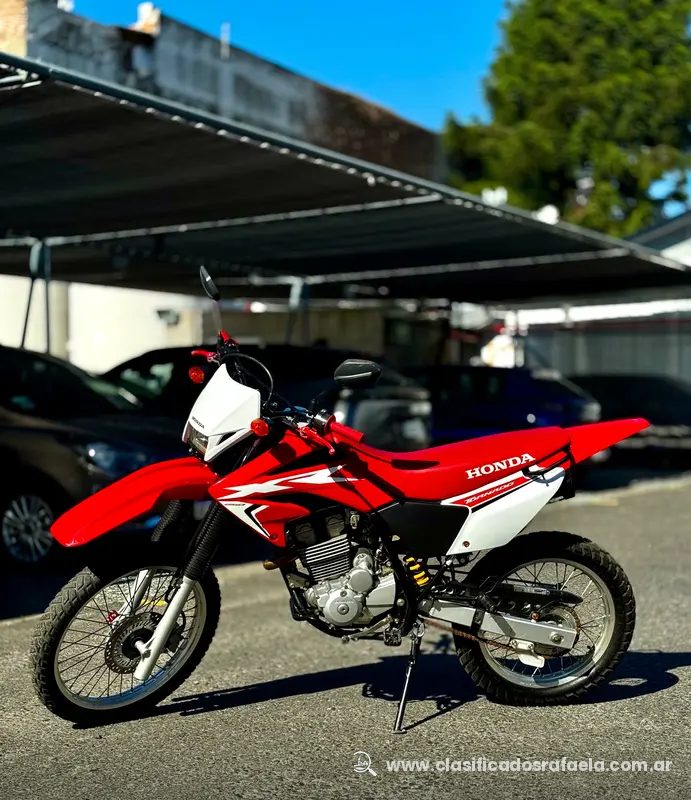 Foto 3 de Vendo Moto Honda Tornado 250 CC impecable