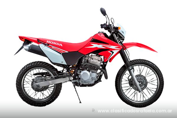 Foto 4 de Vendo Moto Honda Tornado 250 CC impecable